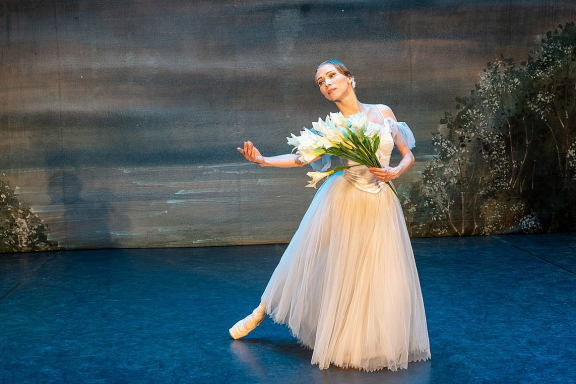 &Lcy;&IEcy;&Tcy;&Ocy; &Pcy;&Icy;&Rcy;&Ucy;&Ecy;&Tcy;&Acy;&period; &ZHcy;&icy;&zcy;&iecy;&lcy;&softcy;