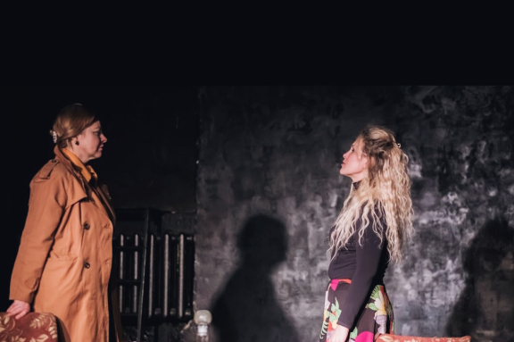 &Mcy;&iecy;&lcy;&ocy;&dcy;&rcy;&acy;&mcy;&acy; &laquo;&Ncy;&iecy; &CHcy;&iecy;&khcy;&ocy;&vcy;&hellip; &Dcy;&vcy;&iecy; &scy;&iecy;&scy;&tcy;&rcy;&ycy;&raquo;