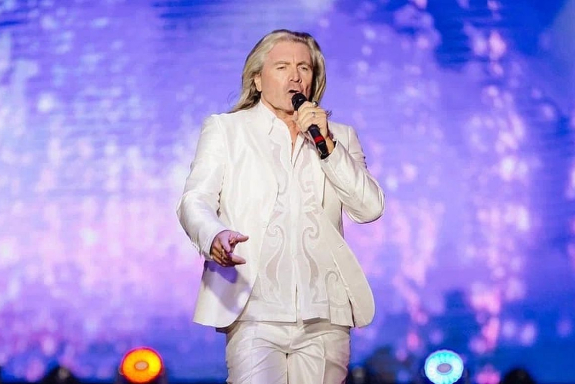 &Rcy;&iecy;&ncy;&iecy; &Dcy;&iecy; &Lcy;&acy; &Gcy;&acy;&rcy;&dcy; &laquo;&Mcy;&iecy;&lcy;&ocy;&dcy;&icy;&icy; &Fcy;&rcy;&acy;&ncy;&tscy;&icy;&icy;&raquo;