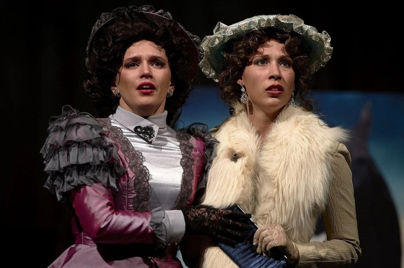 Спектакль «Анна Каренина»