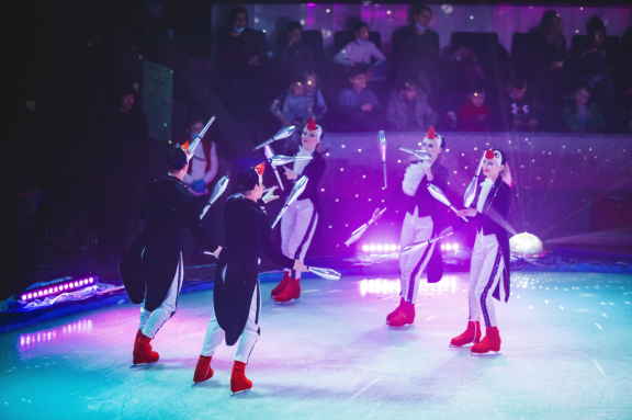 Цирк на льду Айсберг