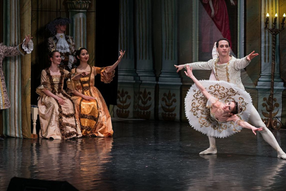 &Lcy;&IEcy;&Tcy;&Ocy; &Pcy;&Icy;&Rcy;&Ucy;&Ecy;&Tcy;&Acy;&period; &Scy;&pcy;&yacy;&shchcy;&acy;&yacy; &kcy;&rcy;&acy;&scy;&acy;&vcy;&icy;&tscy;&acy;