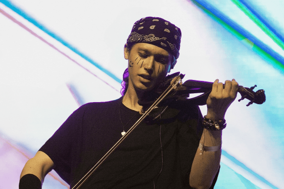 Hard Rock Orchestra &scy; &pcy;&rcy;&ocy;&gcy;&rcy;&acy;&mcy;&mcy;&ocy;&jcy;&colon; Nirvana