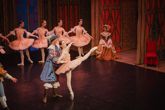 &Lcy;&IEcy;&Tcy;&Ocy; &Pcy;&Icy;&Rcy;&Ucy;&Ecy;&Tcy;&Acy;&period; &Scy;&pcy;&yacy;&shchcy;&acy;&yacy; &kcy;&rcy;&acy;&scy;&acy;&vcy;&icy;&tscy;&acy;