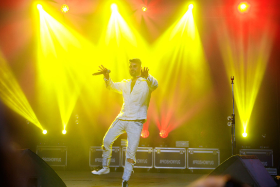 &Zcy;&Ocy;&Lcy;&Ocy;&Tcy;&Ycy;&IEcy; &KHcy;&Icy;&Tcy;&Ycy; 90-&khcy; &icy; 2000-&khcy; &lpar;&Ncy;&ocy;&vcy;&ocy;&kcy;&ucy;&zcy;&ncy;&iecy;&tscy;&kcy;&rpar;&period; &Tcy;&ocy;&tcy;&acy;&lcy;&comma; &khcy;&icy;&tcy; &Tcy;&ucy;&rcy;&bcy;&ocy;&mcy;&ocy;&dcy;&acy;&comma; ex&period;&Pcy;&rcy;&iecy;&mcy;&softcy;&iecy;&rcy; &Mcy;&icy;&ncy;&icy;&scy;&tcy;&rcy; &icy; &dcy;&rcy;&period;