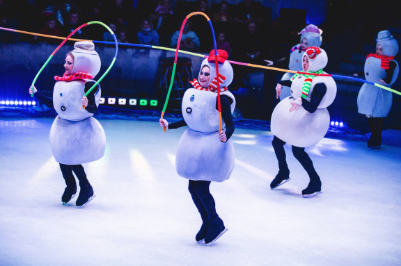 Цирк на льду Айсберг