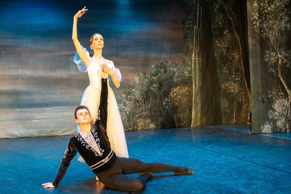 &Lcy;&IEcy;&Tcy;&Ocy; &Pcy;&Icy;&Rcy;&Ucy;&Ecy;&Tcy;&Acy;&period; &ZHcy;&icy;&zcy;&iecy;&lcy;&softcy;