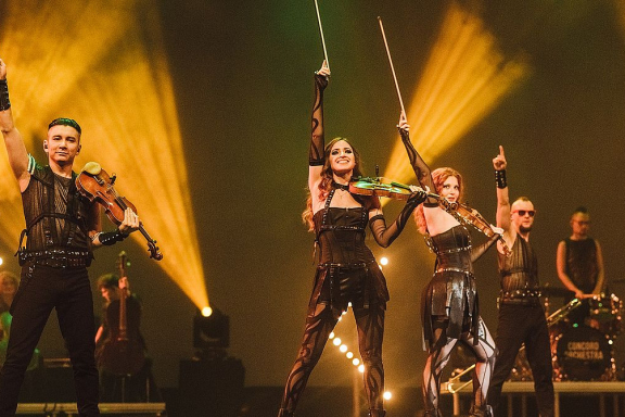 &SHcy;&ocy;&ucy; &laquo;&Scy;&icy;&mcy;&fcy;&ocy;&ncy;&icy;&chcy;&iecy;&scy;&kcy;&icy;&iecy; &Rcy;&Ocy;&Kcy;-&KHcy;&Icy;&Tcy;&Ycy;&raquo; &Lcy;&ucy;&chcy;&shcy;&iecy;&iecy; CONCORD ORCHESTRA